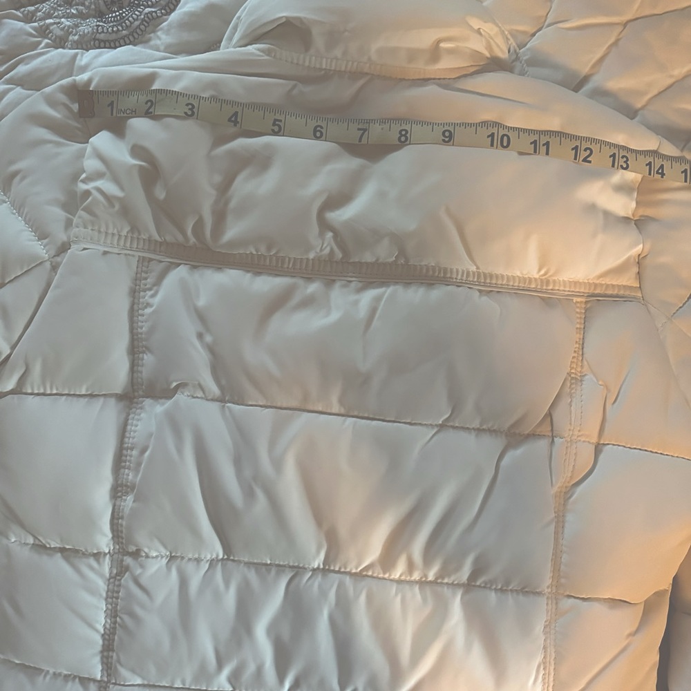 COPY - Abercrombie puffer jacket offwhite nwt - Size Small - Picture 7 of 11